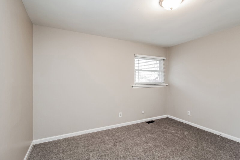 0/Mo, 601 Kentbrook Dr Charlotte, NC 28213 Misc View 7