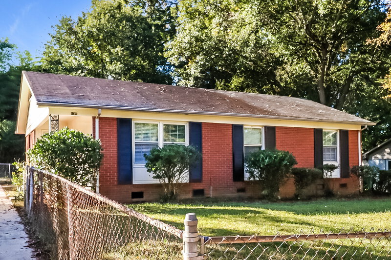 1,550/Mo, 135 Short Hills Dr Charlotte, NC 28217 Front View 2