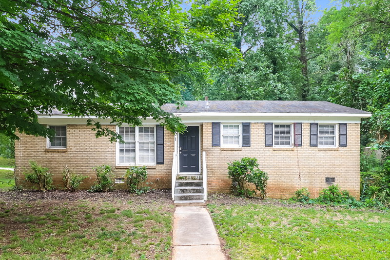1,750/Mo, 401 Sleepy Hollow Rd Charlotte, NC 28217 External View