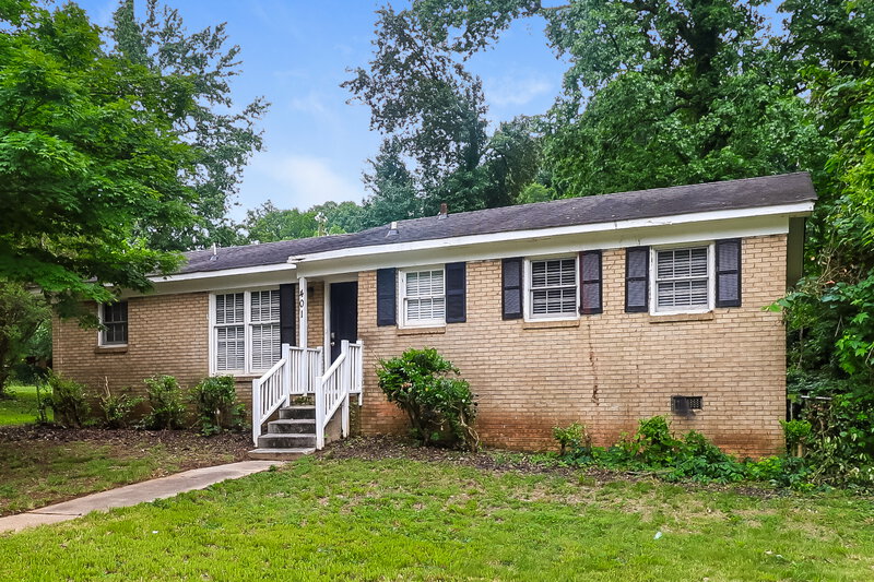 1,750/Mo, 401 Sleepy Hollow Rd Charlotte, NC 28217 Front View
