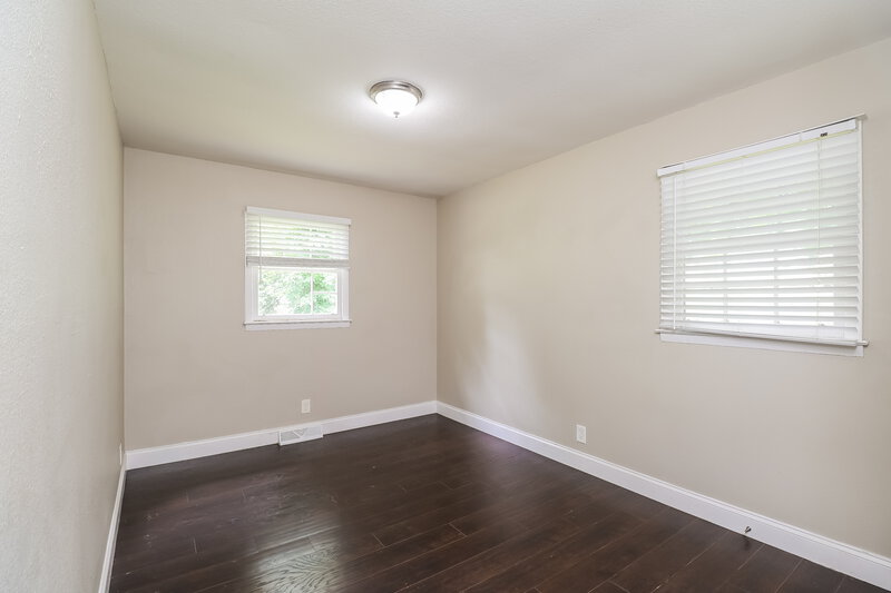1,750/Mo, 401 Sleepy Hollow Rd Charlotte, NC 28217 Bedroom View 2