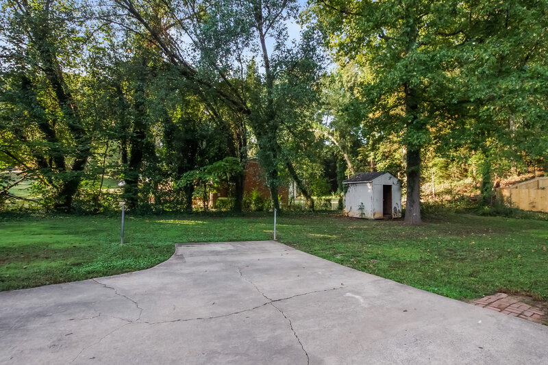 3,150/Mo, 401 Sleepy Hollow Rd Charlotte, NC 28217 Rear View