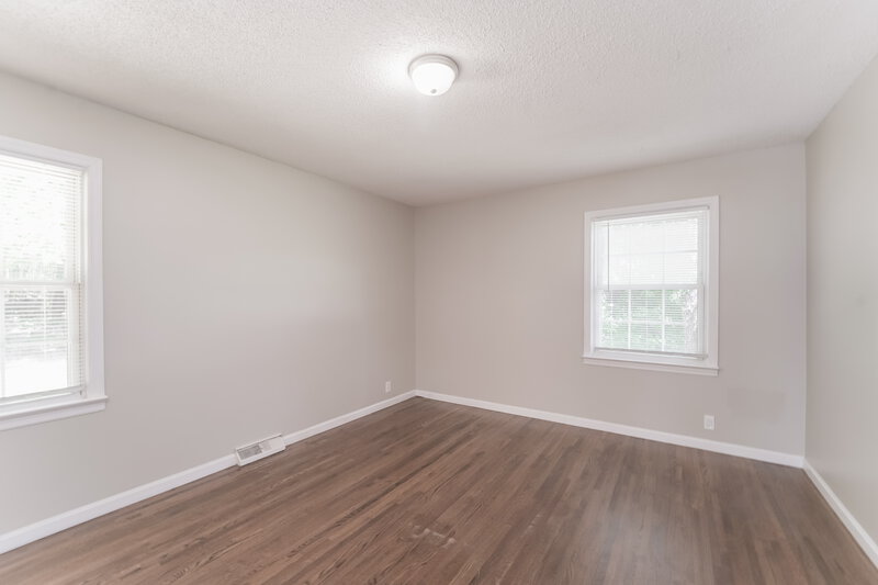 1,770/Mo, 515 Westham Ridge Rd Charlotte, NC 28217 Main Bedroom View