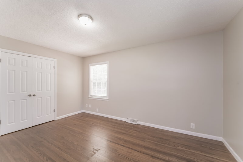 1,770/Mo, 515 Westham Ridge Rd Charlotte, NC 28217 Main Bedroom View 2