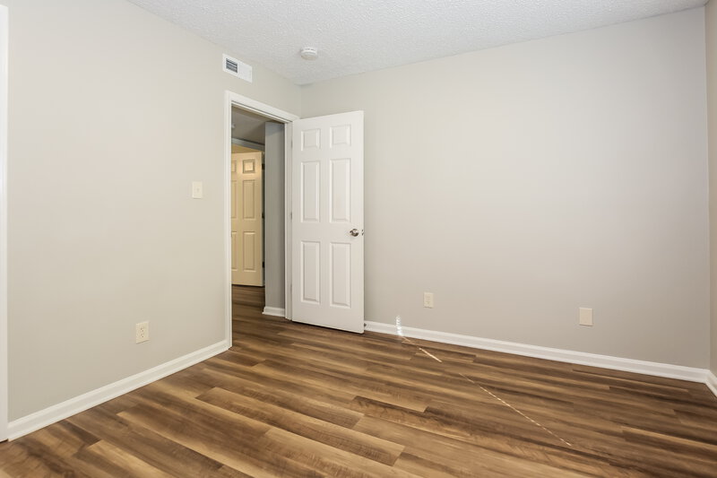 1,480/Mo, 1331 Susan St Charlotte, NC 28208 Bedroom View 3