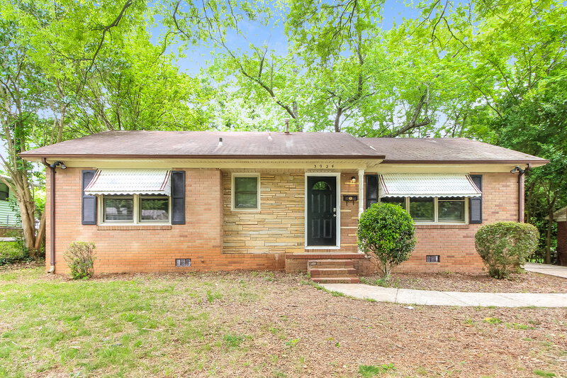 2,020/Mo, 3924 Broadview Dr Charlotte, NC 28217 External View