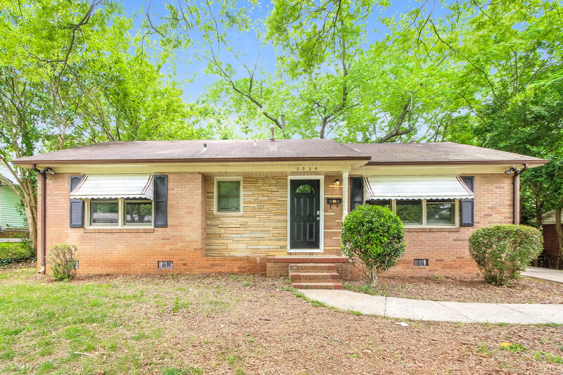 2,020/Mo, 3924 Broadview Dr Charlotte, NC 28217 Front View