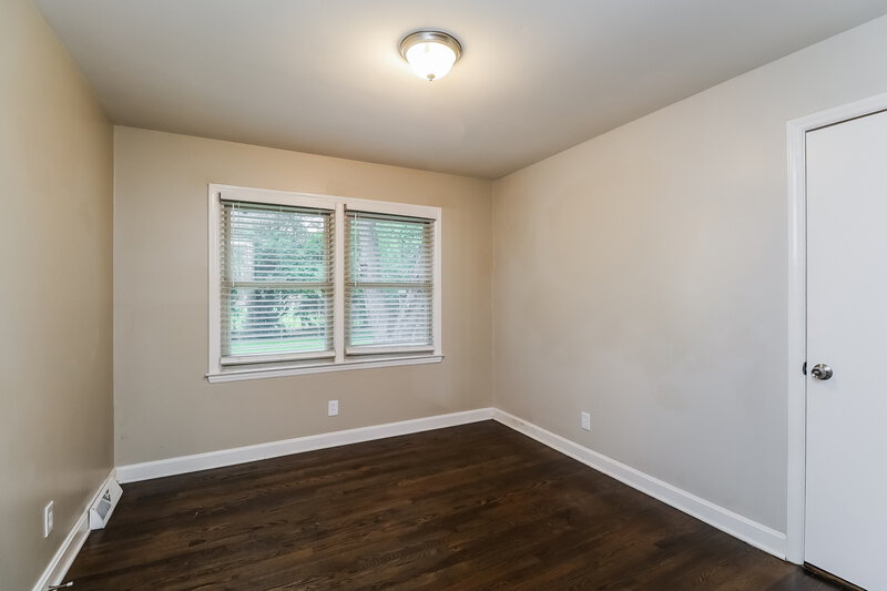 1,795/Mo, 3924 Broadview Dr Charlotte, NC 28217 Main Bedroom View 2