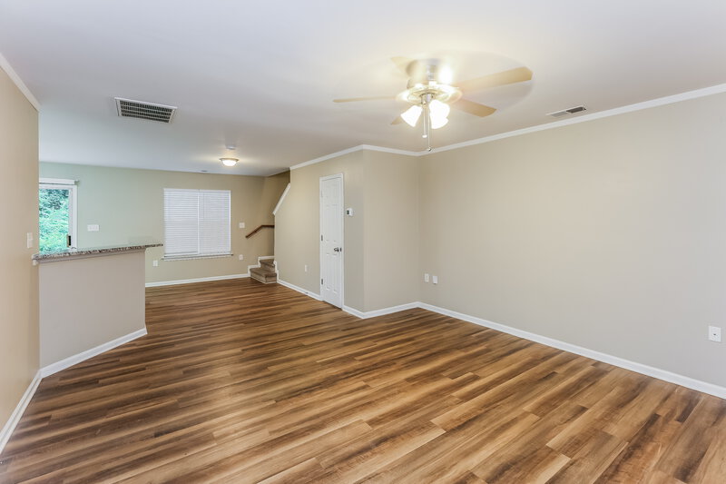 1,985/Mo, 6727 Hidden Forest Dr Charlotte, NC 28213 Living Room View 3