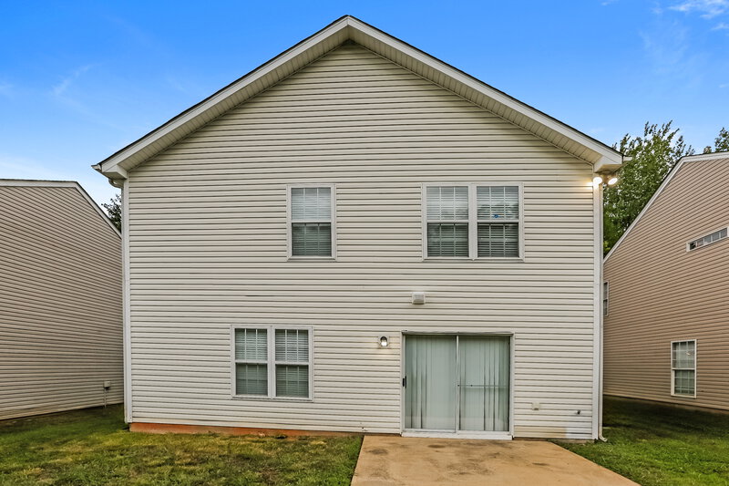 1,985/Mo, 6727 Hidden Forest Dr Charlotte, NC 28213 Rear View 2