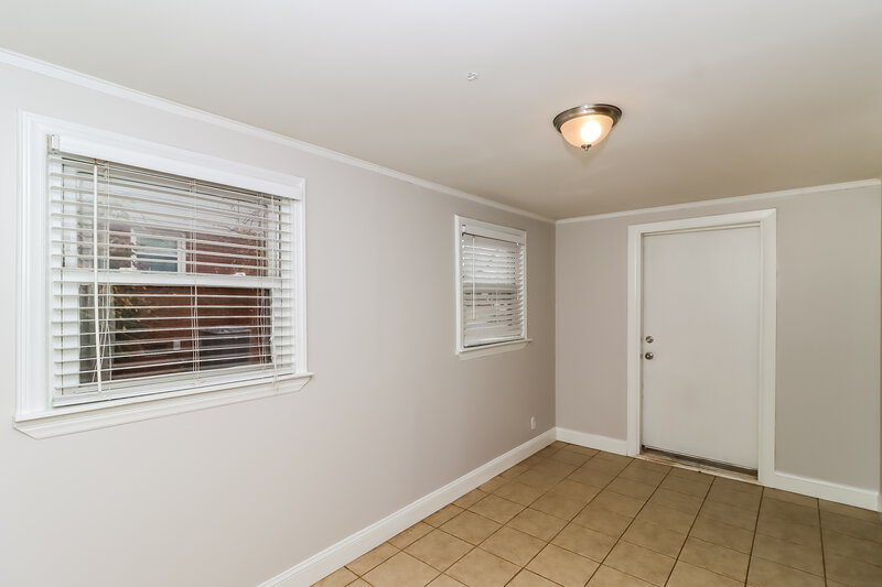 1,510/Mo, 8200 Carrolwood Dr Charlotte, NC 28217 Family Room View