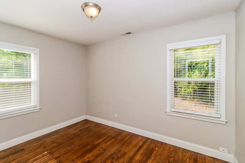 1,545/Mo, 5401 Snow White Ln Charlotte, NC 28213 Bedroom View