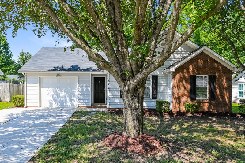 1,675/Mo, 1939 Dietrich Ln Charlotte, NC 28262 External View