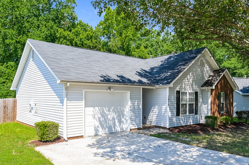 1,675/Mo, 1939 Dietrich Ln Charlotte, NC 28262 Front View