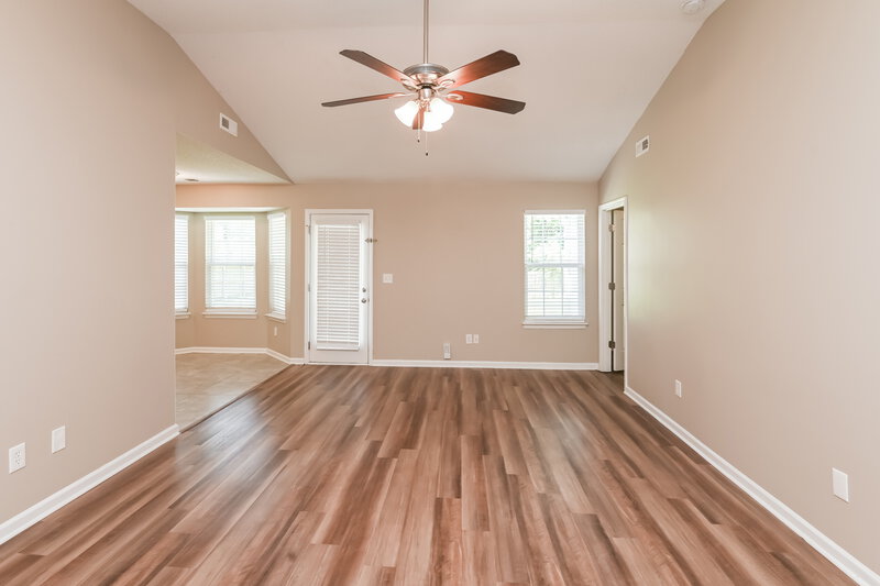 1,675/Mo, 1939 Dietrich Ln Charlotte, NC 28262 Living Room View
