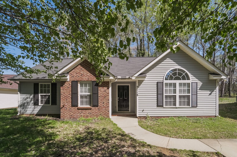 1,725/Mo, 7118 Rumple Rd Charlotte, NC 28262 External View