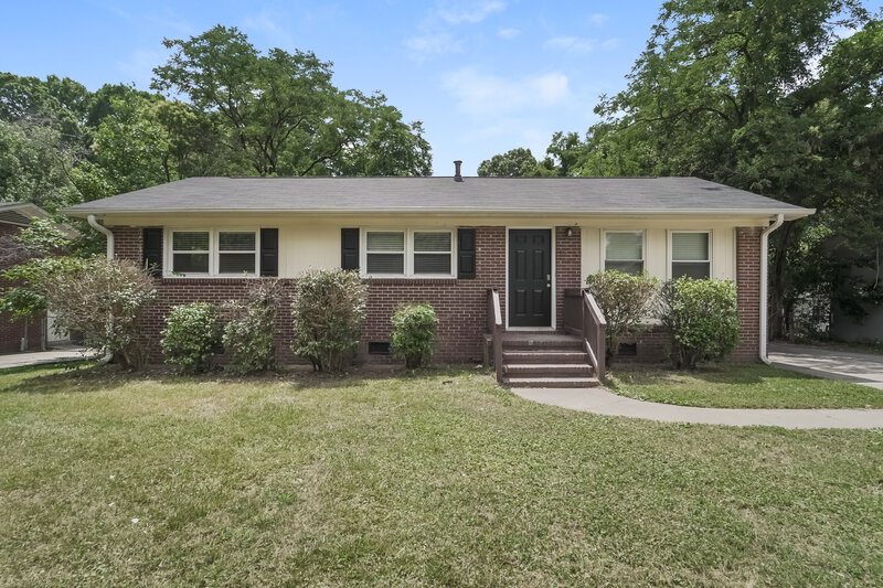 1,590/Mo, 4700 Hidden Valley Rd Charlotte, NC 28213 External View