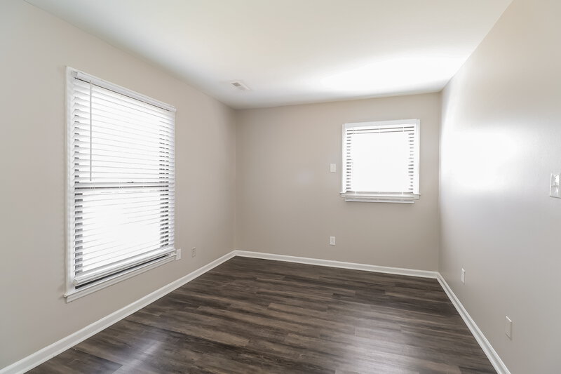 1,675/Mo, 3407 Pine Meadow Dr Charlotte, NC 28269 Main Bedroom View 2