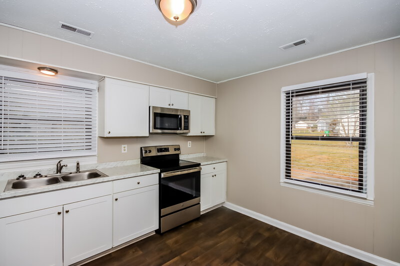 1,675/Mo, 3407 Pine Meadow Dr Charlotte, NC 28269 Misc View 8