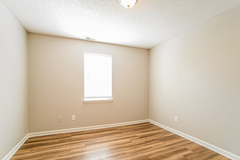 1,785/Mo, 4127 Birch Leaf Ct Charlotte, NC 28215 Bedroom View