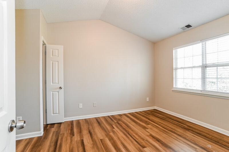 1,785/Mo, 4127 Birch Leaf Ct Charlotte, NC 28215 Bedroom View 3