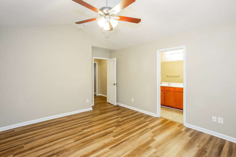 1,680/Mo, 3836 Glory St Charlotte, NC 28206 Main Bedroom View