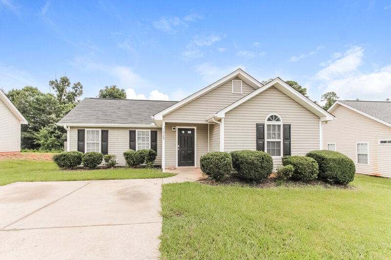 1,620/Mo, 1929 Slater Ridge Dr Charlotte, NC 28216 Front View 2