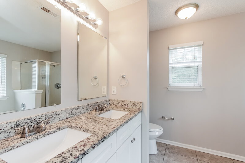 1,620/Mo, 1929 Slater Ridge Dr Charlotte, NC 28216 Bathroom View