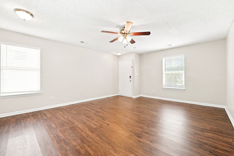 1,755/Mo, 6303 Linda Vista Ln Charlotte, NC 28216 No Caption View 2