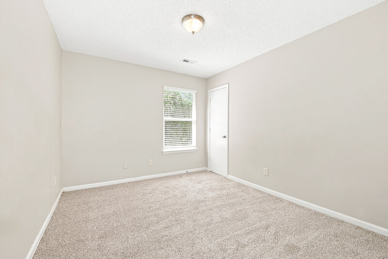 1,755/Mo, 6303 Linda Vista Ln Charlotte, NC 28216 No Caption View 5