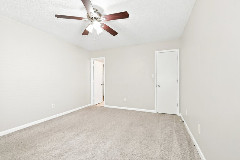 1,755/Mo, 6303 Linda Vista Ln Charlotte, NC 28216 No Caption View 7