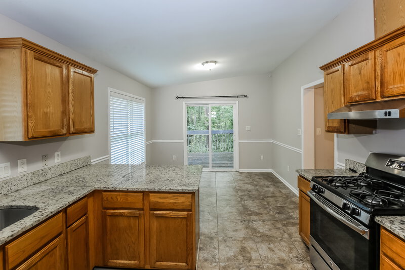 1,900/Mo, 7019 Idlewild Brook Ln Charlotte, NC 28212 Kitchen View