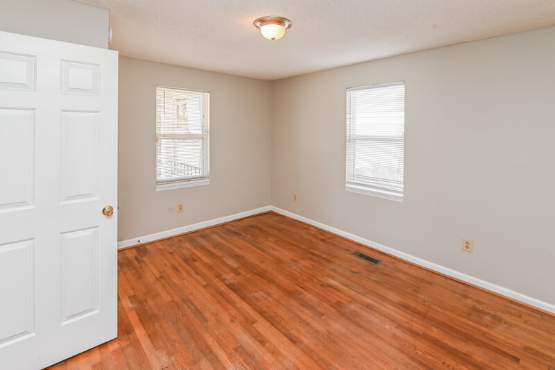1,540/Mo, 55 Hawthorne St Sw Concord, NC 28027 Main Bedroom View