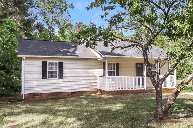 1,650/Mo, 103 Doree Ln Crouse, NC 28033 Front View