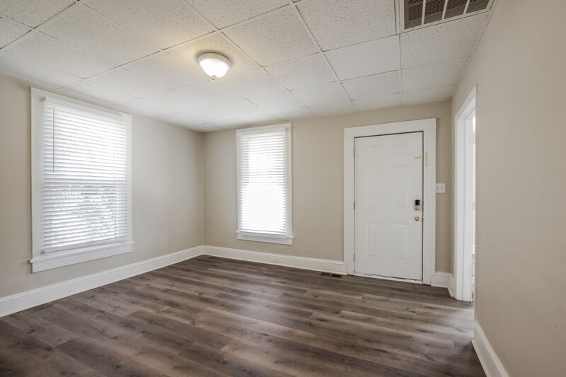 1,440/Mo, 242 Crigler St S Charlotte, NC 28208 Main Bedroom View