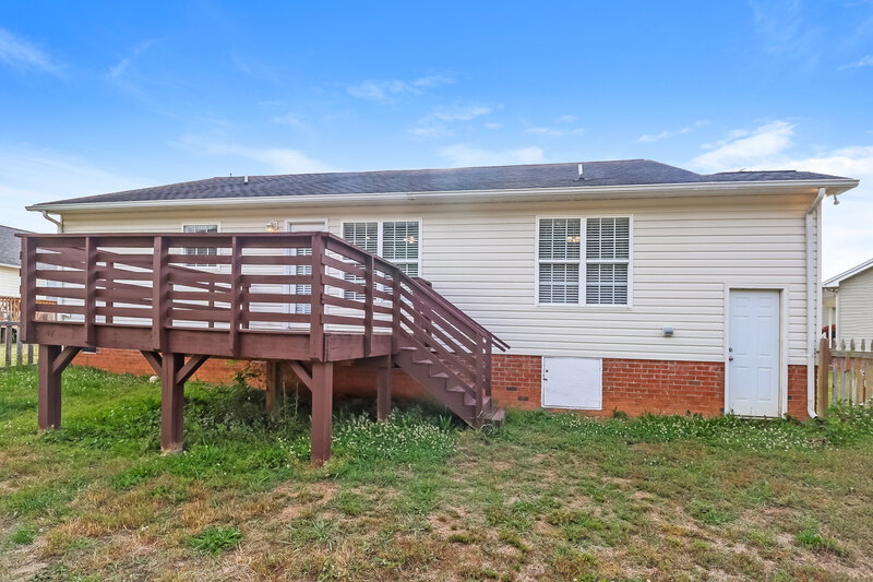 1,845/Mo, 105 Birch Ct China Grove, NC 28023 Rear View