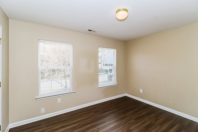 2,780/Mo, 831 Valley Ridge Rd Charlotte, NC 28214 Main Bedroom View