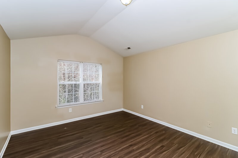 2,780/Mo, 831 Valley Ridge Rd Charlotte, NC 28214 Main Bedroom View 2