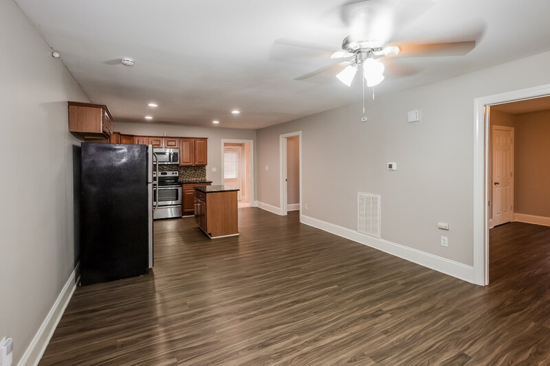 1,600/Mo, 308 Prince St Kannapolis, NC 28083 Misc View 4