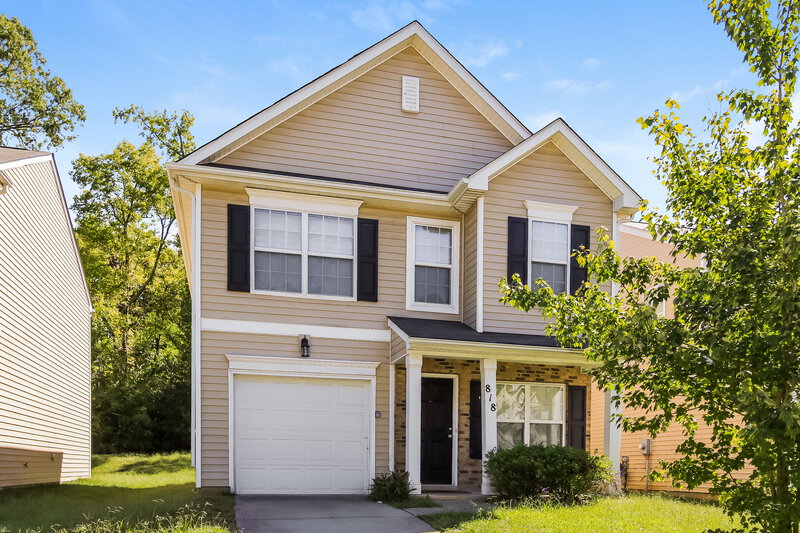2,620/Mo, 818 Rook Rd Charlotte, NC 28216 External View