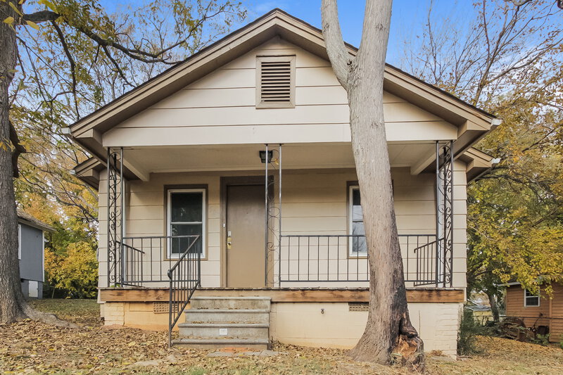 1,220/Mo, 508 Allison St W Gastonia, NC 28052 Front View