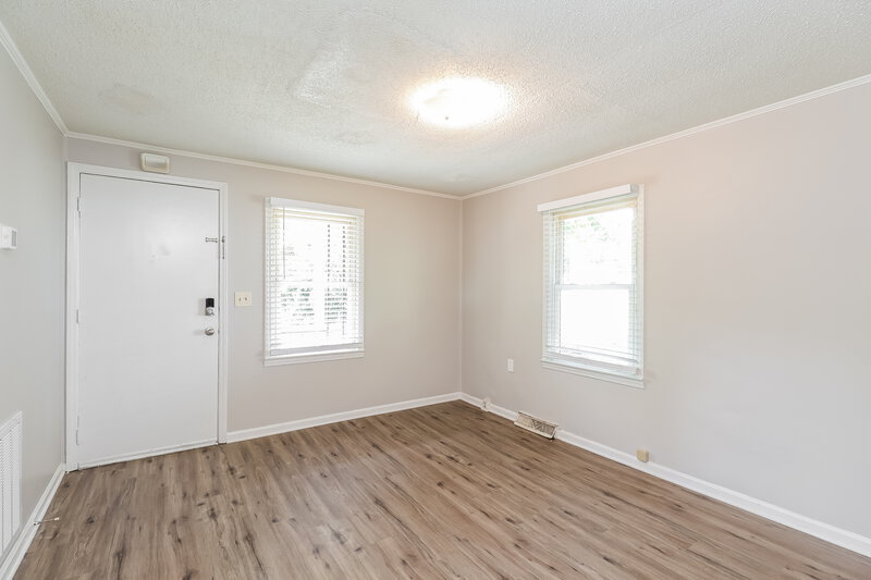 1,115/Mo, 508 Allison St W Gastonia, NC 28052 Living Room View