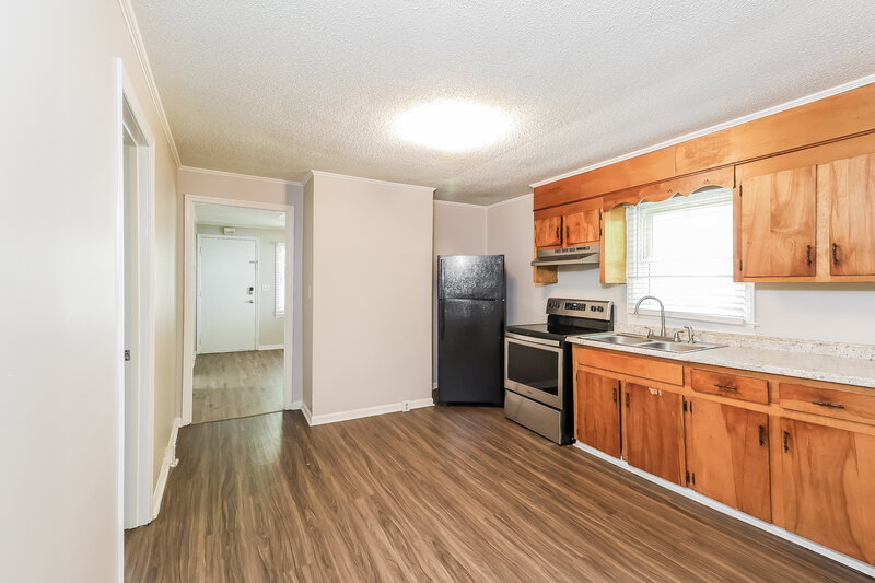 1,115/Mo, 508 Allison St W Gastonia, NC 28052 Dining Room View