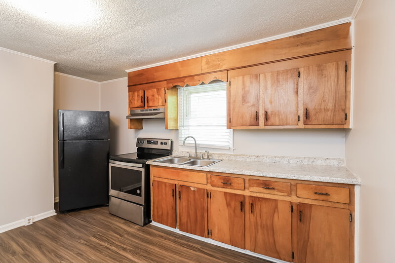 1,115/Mo, 508 Allison St W Gastonia, NC 28052 Kitchen View