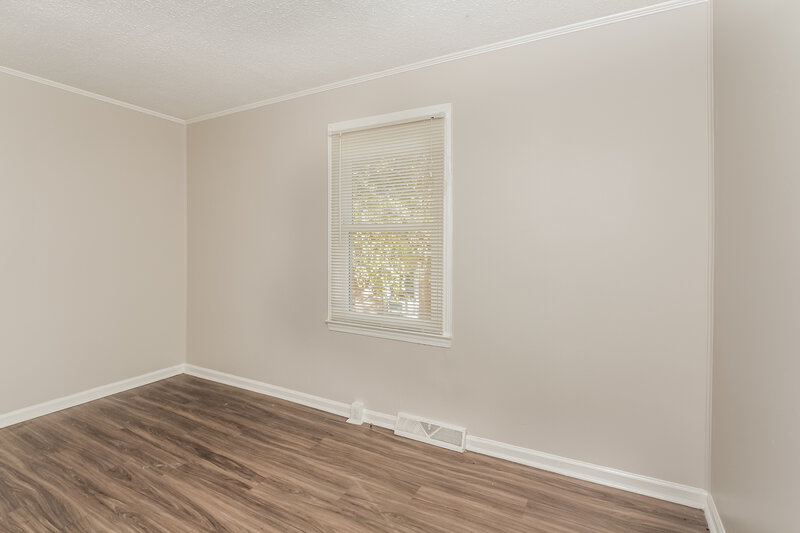 1,220/Mo, 508 Allison St W Gastonia, NC 28052 Main Bedroom View 2