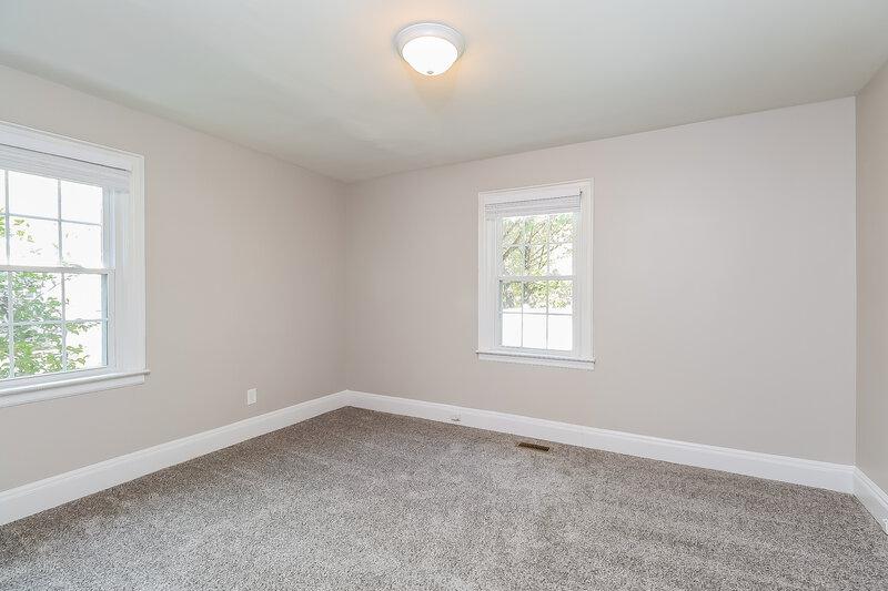 1,785/Mo, 305 S Mulberry St Cherryville, NC 28021 Bedroom View