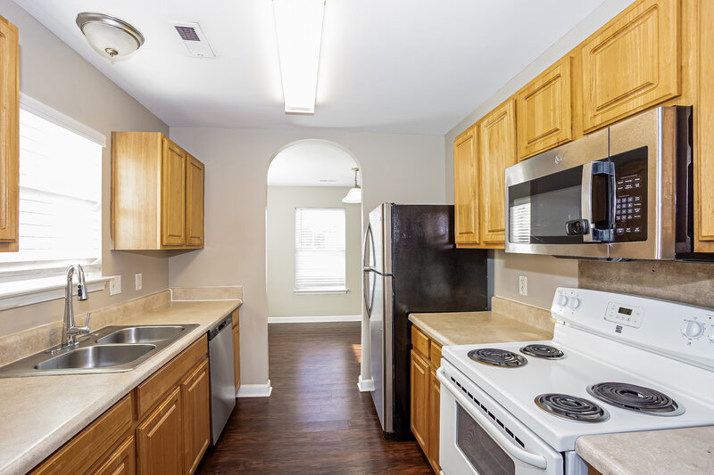 1,890/Mo, 102 Glencroft Dr Wingate, NC 28174 Kitchen View