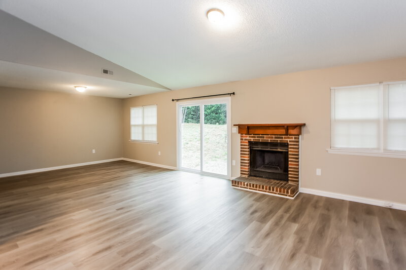 1,720/Mo, 8127 Sheringham Way Charlotte, NC 28227 Living Room View