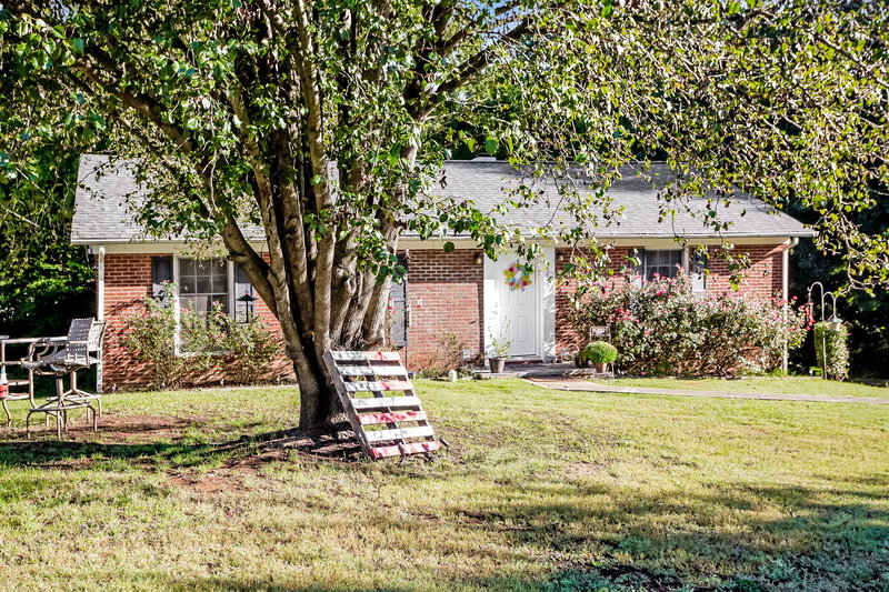 1,745/Mo, 2203 Englewood St Kannapolis, NC 28083 External View