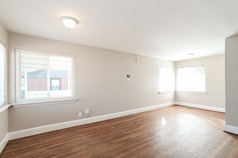 1,365/Mo, 2751 Catalina Ave Charlotte, NC 28206 Misc View